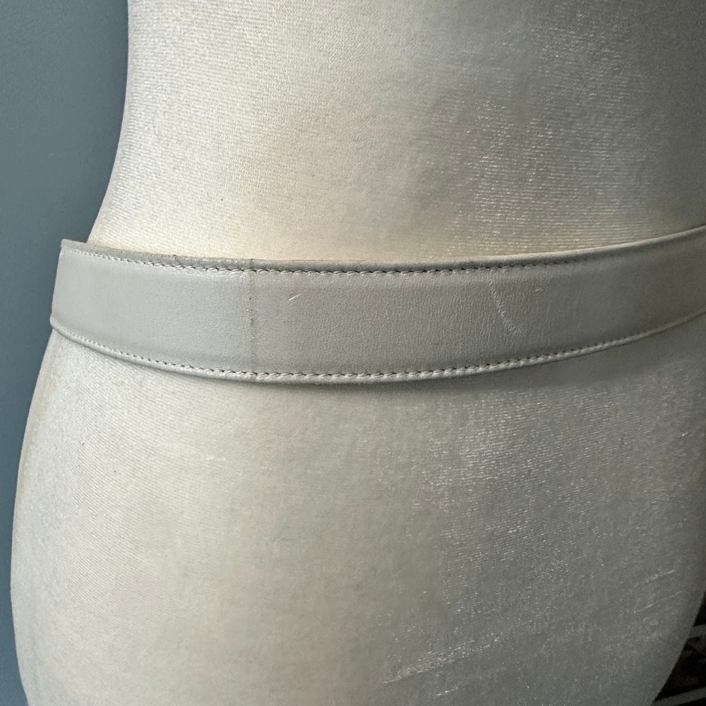 Escada Vintage Belt Size 40 - Picture 3 of 6